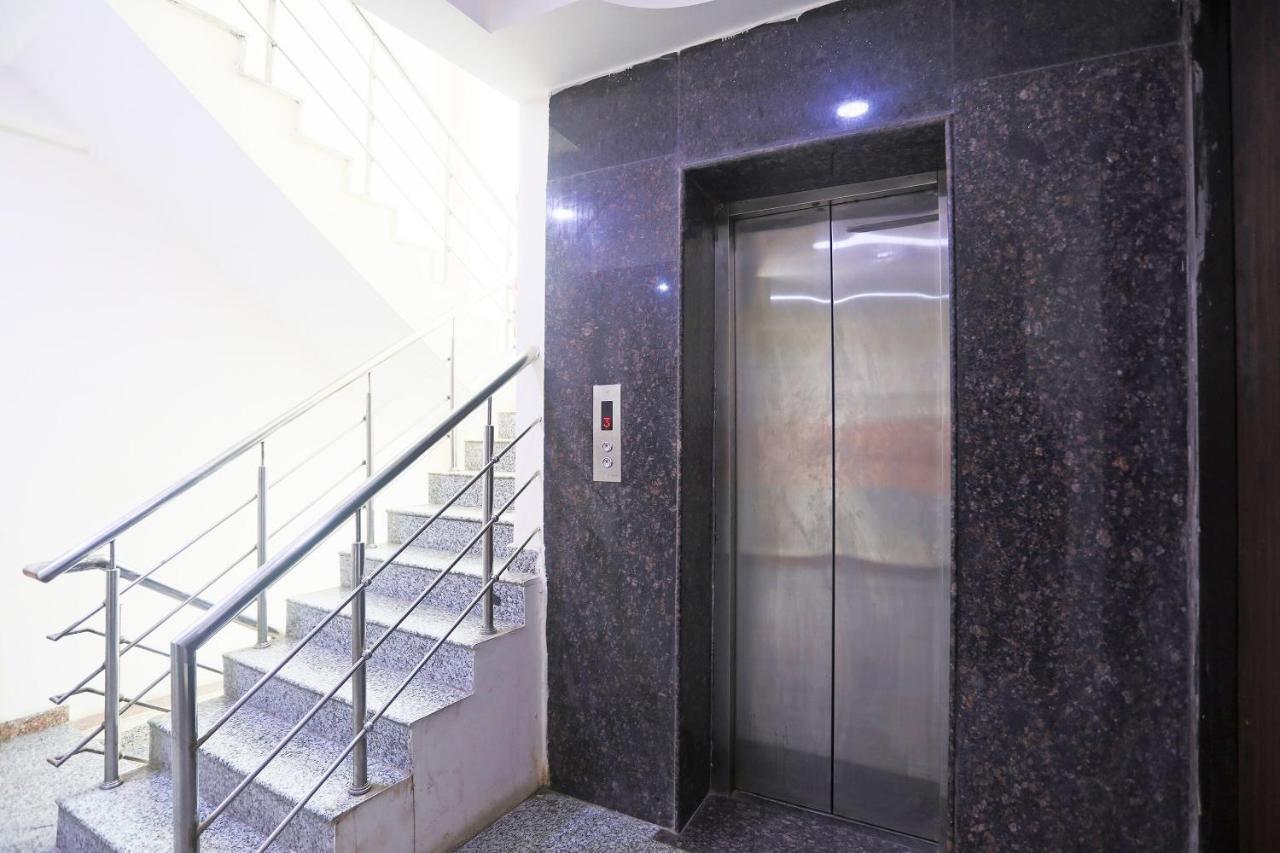 Hotel Rampal Palace New Delhi Exterior photo